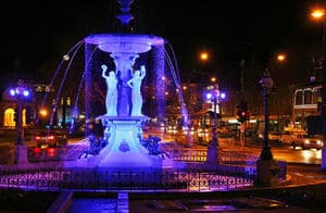 Bendigo Fountain at night